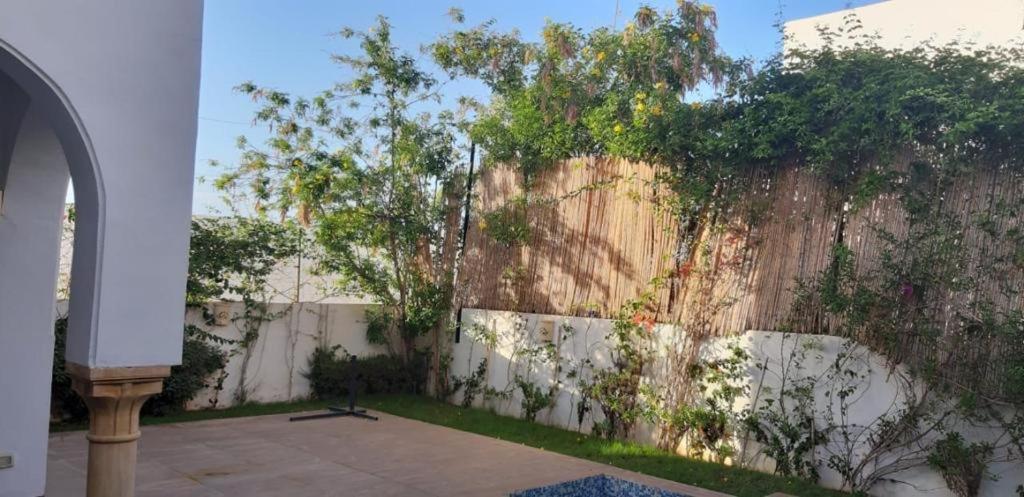 Villa Avec Piscine Triffa Exterior foto